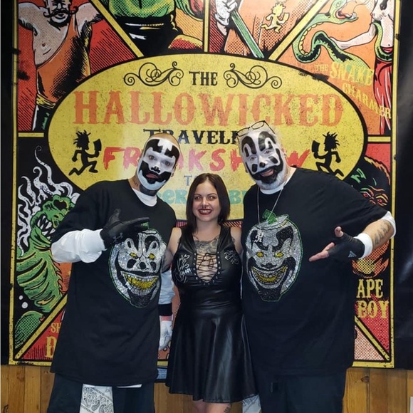 Meet your Posher, Casey - Picture 11 of 12